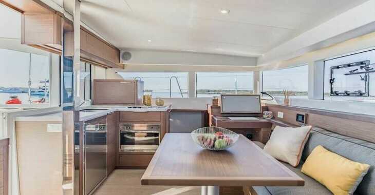 Rent a catamaran in Marina Kotor - Lagoon 40 - 4 + 2 cab