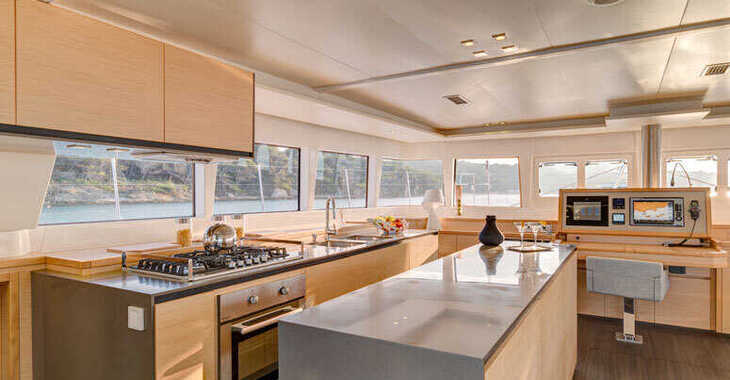Noleggiare catamaran in Port of Mahe - Lagoon 620 - 6 + 2 cab.