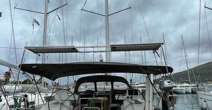 Rent a sailboat in Marina di Salivoli - Dufour 520 Grand Large