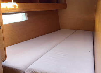 Rent a sailboat in Porto Capo d'Orlando Marina - Sun Odyssey 479