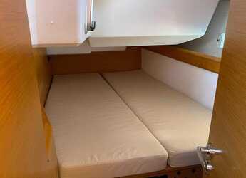 Rent a sailboat in Porto Capo d'Orlando Marina - Sun Odyssey 479