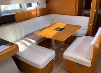Rent a sailboat in Porto Capo d'Orlando Marina - Sun Odyssey 479