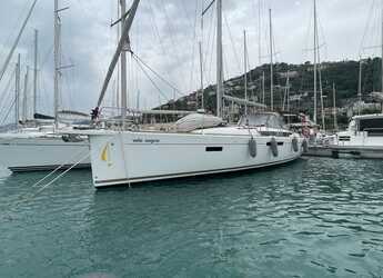 Chartern Sie segelboot in Porto Capo d'Orlando Marina - Sun Odyssey 479