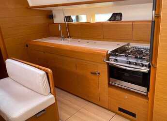 Rent a sailboat in Porto Capo d'Orlando Marina - Sun Odyssey 479