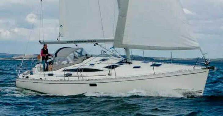 Rent a sailboat in Marina d'Arechi - Delphia 40