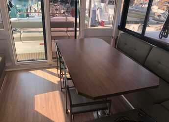 Rent a catamaran in Porto Capo d'Orlando Marina - Bali 4.4