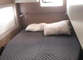 Rent a catamaran in Porto Capo d'Orlando Marina - Bali 4.4