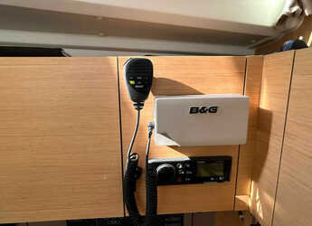 Rent a sailboat in Porto Capo d'Orlando Marina - Oceanis 35.1