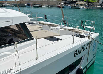 Rent a catamaran in Porto Capo d'Orlando Marina - Bali Catspace