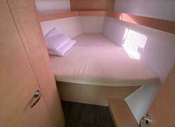 Rent a sailboat in Porto Capo d'Orlando Marina - Elan 40 Impression