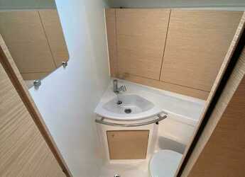 Rent a sailboat in Porto Capo d'Orlando Marina - Elan 40 Impression