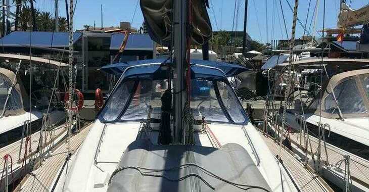 Alquilar velero en Marina del Sur. Puerto de Las Galletas - Oceanis 45-4