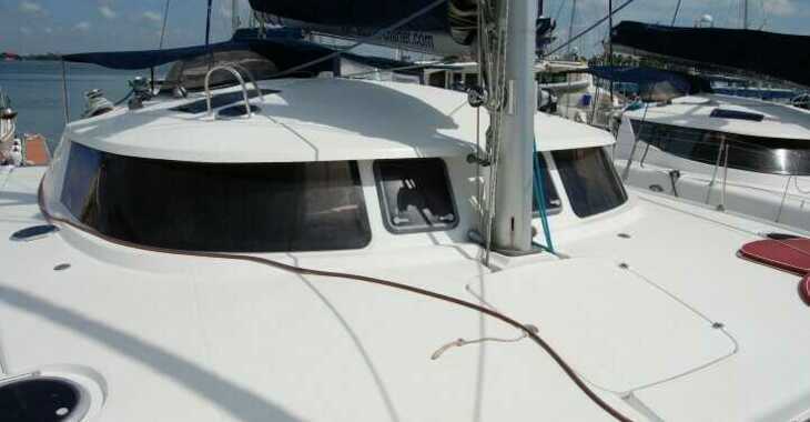 Alquilar catamarán en Marina Cienfuegos - Belize 43