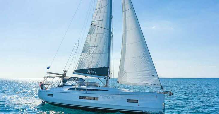 Rent a sailboat in D-Marin Lefkas Marina - Oceanis 40.1 