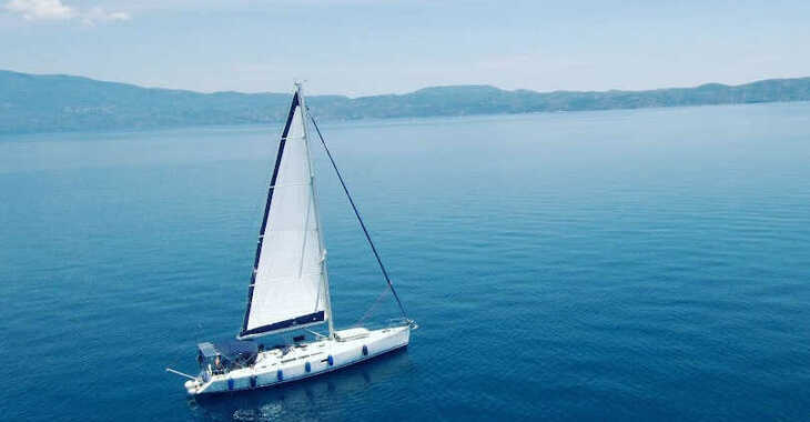 Chartern Sie segelboot in Volos - Sun Odyssey 49i