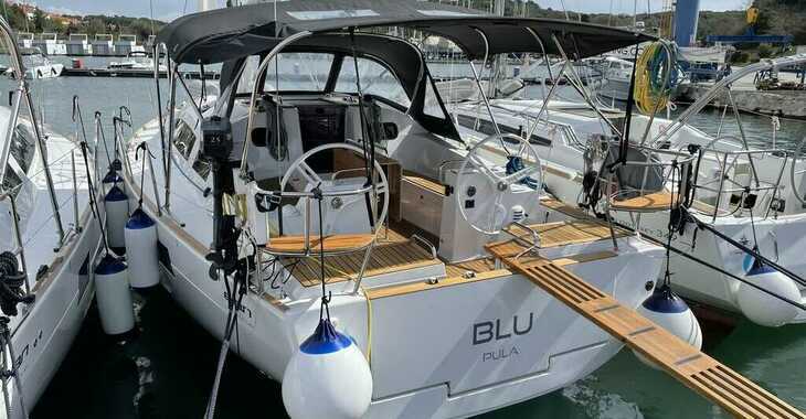 Rent a sailboat in Veruda Marina - Elan Impression 40.1