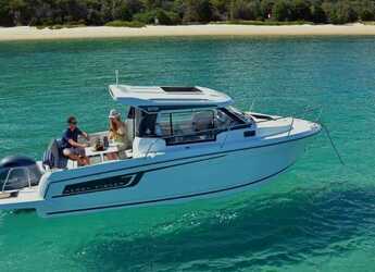 Rent a motorboat in Veruda - Merry Fisher 695 Series 2
