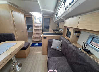 Alquilar velero en Punat - Bavaria C38