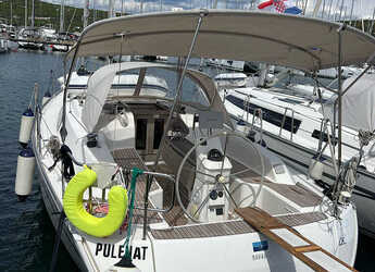 Louer voilier à Punat - Bavaria Cruiser 33