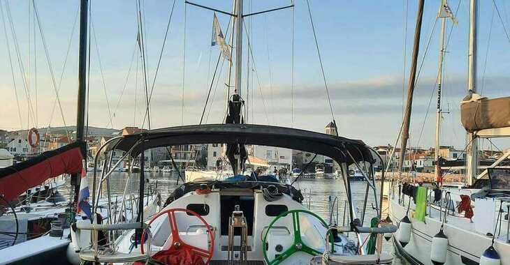 Rent a sailboat in Punat Marina - Elan Impression 40.1