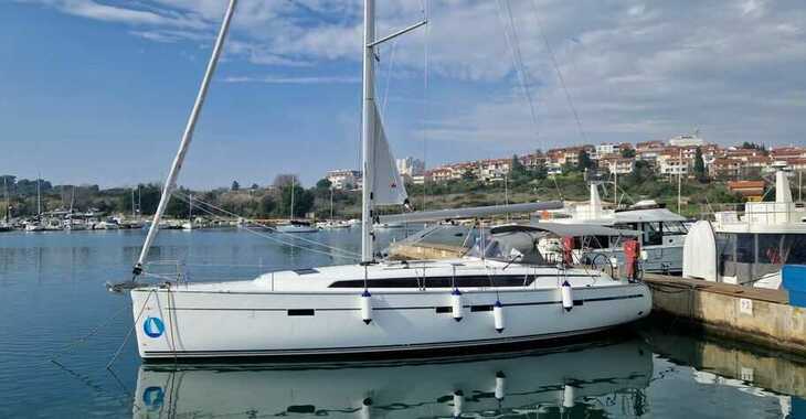 Rent a sailboat in Veruda - Bavaria Cruiser 46 - 4 cab.