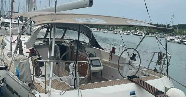 Rent a sailboat in Veruda Marina - Bavaria Cruiser 51