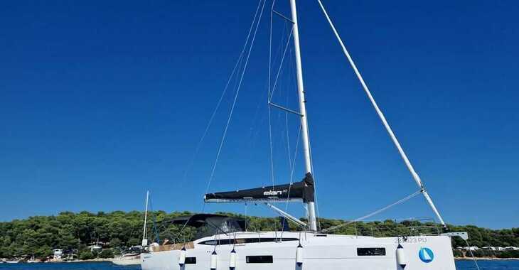 Rent a sailboat in Veruda Marina - Elan Impression 43