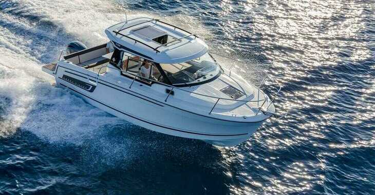 Rent a motorboat in Veruda Marina - Merry Fisher 795 Series 2