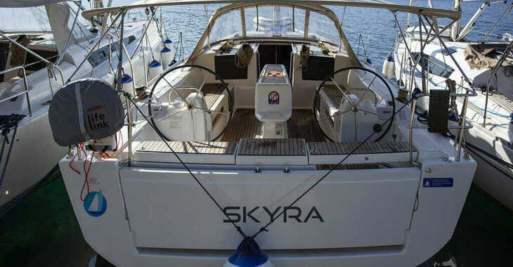 Rent a sailboat in Marina Kremik - Dufour 412 GL