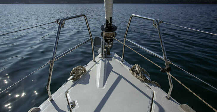 Rent a sailboat in Marina Kremik - Dufour 412 GL