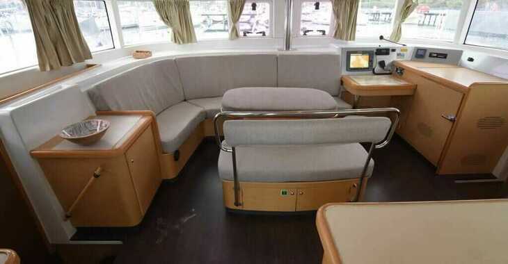 Rent a catamaran in Punat - Lagoon 440 - 4 + 2 cab.