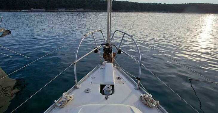 Rent a sailboat in Marina Lošinj - Elan 344 Impression