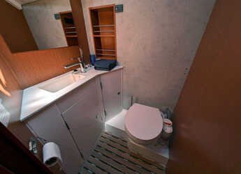 Louer voilier à El Arenal - Bavaria C42