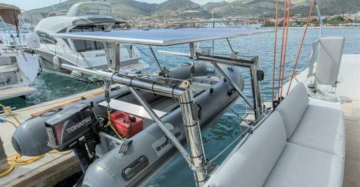 Rent a catamaran in Marina Baotić - Excess 15