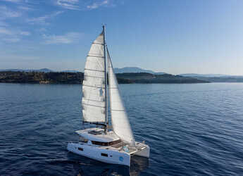 Alquilar catamarán en Porto Kheli - Lagoon 42