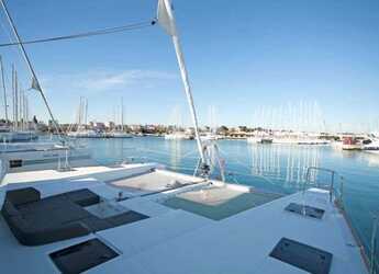 Louer catamaran à Club Naútico de Sant Antoni de Pormany - Lagoon 52 F - 5 + 2 cab.