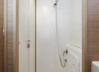 Chartern Sie katamaran in Marina Sukosan (D-Marin Dalmacija) - Lagoon 42