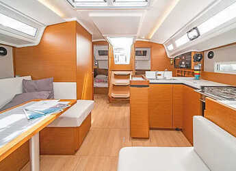 Louer voilier à Marina Gouvia - Sun Odyssey 410