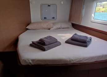 Rent a catamaran in Porto Capo d'Orlando Marina - Lagoon 42