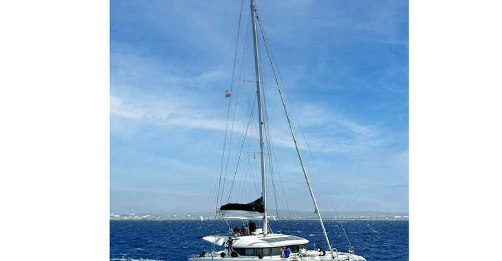 Chartern Sie katamaran in Marina Ibiza - Lagoon 50