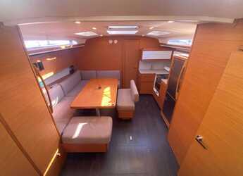 Rent a sailboat in D-Marin Marina Lefkas - Dufour 470 - 5 + 1 cab.