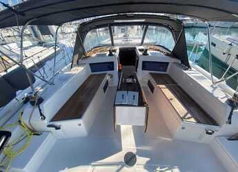 Rent a sailboat in D-Marin Marina Lefkas - Dufour 470 - 5 + 1 cab.