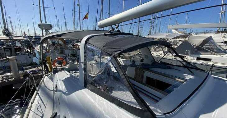 Rent a sailboat in Sant antoni de portmany - Beneteau Oceanis 50 Family