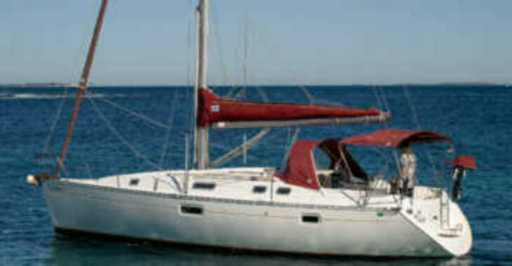 Chartern Sie segelboot in Sa ràpita - Beneteau Oceanis 351