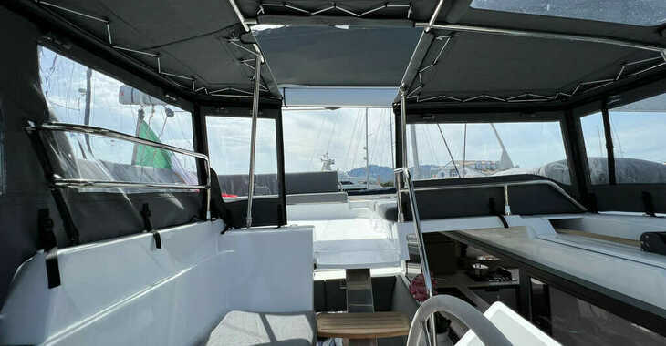Chartern Sie katamaran in Marina di Porto Rotondo - Tanna 47 GL - Maestro version
