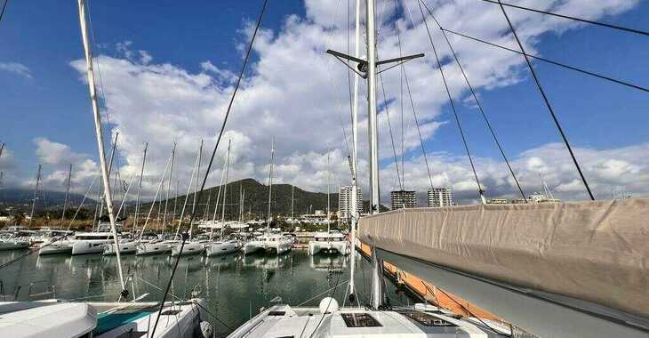 Rent a catamaran in Marina d'Arechi - Elba 45