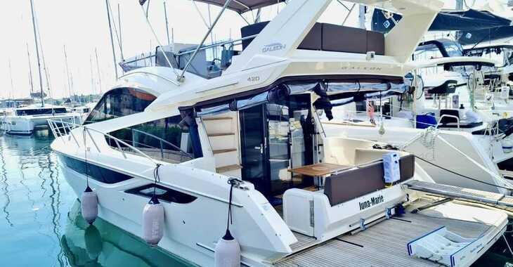 Rent a motorboat in Marina Mandalina - Galeon 420 Fly