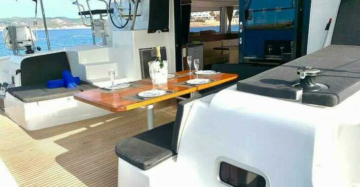 Louer catamaran à Club Naútico de Sant Antoni de Pormany - Lagoon 42 - 4 + 1 cab.