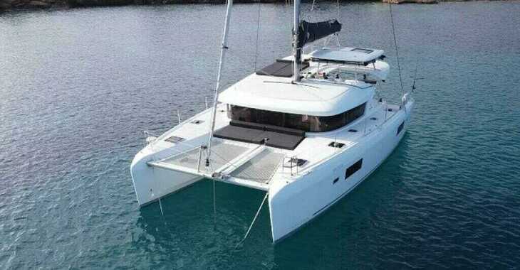 Rent a catamaran in Club Naútico de Sant Antoni de Pormany - Lagoon 42 - 4 + 1 cab.