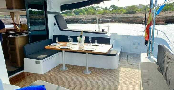 Louer catamaran à Club Naútico de Sant Antoni de Pormany - Lagoon 42 - 4 + 1 cab.